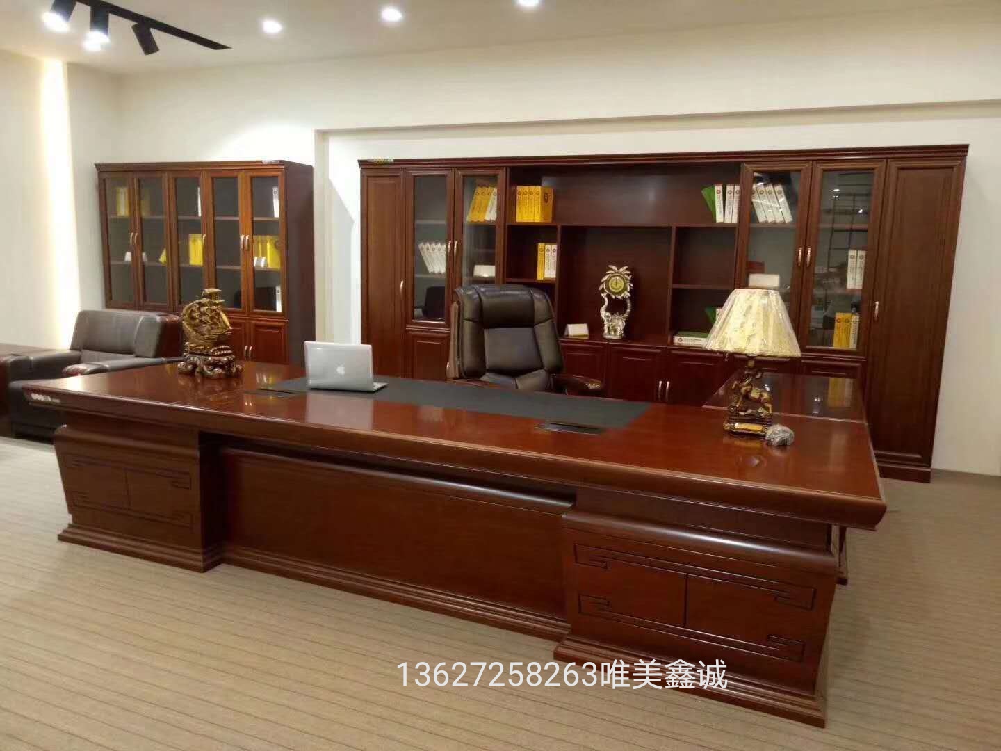 實木大班臺WM-BC-3206