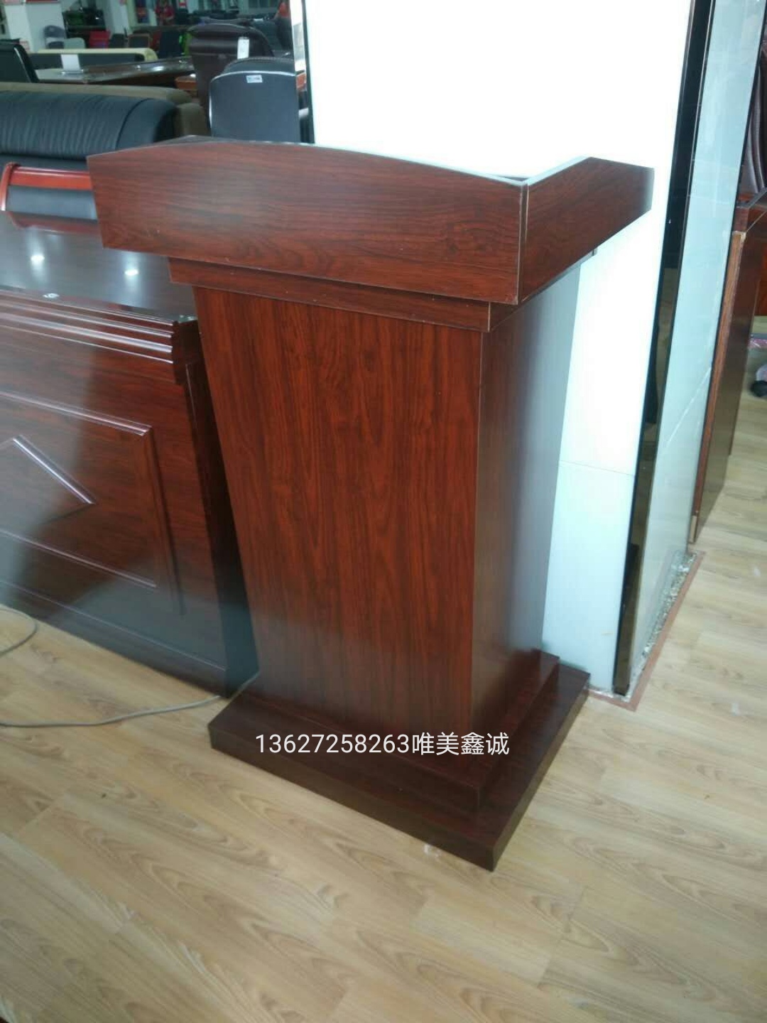 油漆演講臺WM-ORY-01